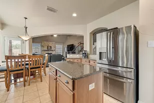 7071 Surfside Ln, Grand Prairie, TX 75054 - Photo 9