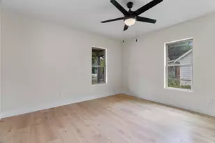 1404 E Baltimore Ave, Fort Worth, TX 76104 - Photo 13