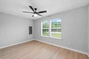 210 W Madison St, Hillsboro, TX 76645 - Photo 7