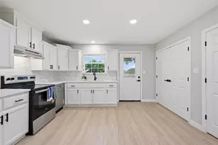 210 W Madison St, Hillsboro, TX 76645 - Photo 1
