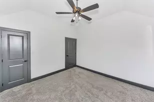 2033 Bedford Ct, Weatherford, TX 76088 - Photo 19