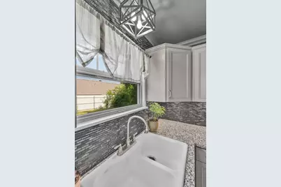 1825 Rambler Drive, Waco, TX 76710 - Photo 13