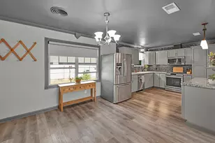1825 Rambler Dr, Waco, TX 76710 - Photo 9