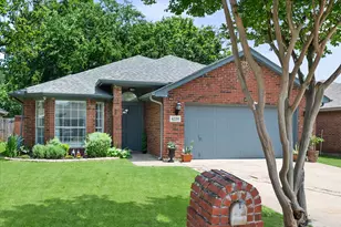 4220 Maryanne Pl, Haltom City, TX 76137 - Photo 37