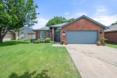 4220 Maryanne Place, Haltom City, TX 76137 - Photo 33