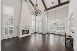 9131 Cochran Bluff Ln, Dallas, TX 75220 - Photo 17