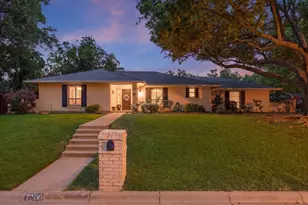 7200 Tamarack Rd, Benbrook, TX 76116 - Photo 3