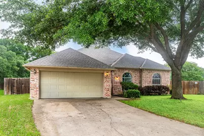 2403 Casey Court, Arlington, TX 76013 - Photo 3