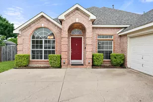 1405 Brighton Dr, Mansfield, TX 76063 - Photo 5