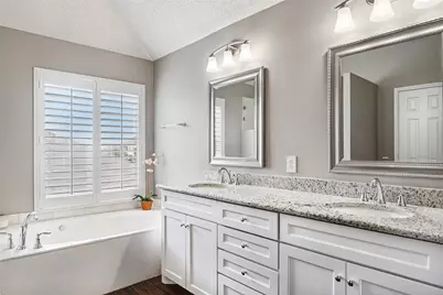 412 Vasey Oak Drive, Keller, TX 76248 - Photo 7