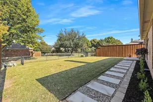 2428 Windgate Ln, Frisco, TX 75033 - Photo 3