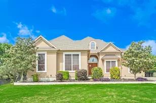 9111 Cliffside, Grand Prairie, TX 75104 - Photo 3