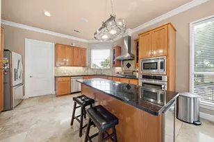 9111 Cliffside, Grand Prairie, TX 75104 - Photo 13