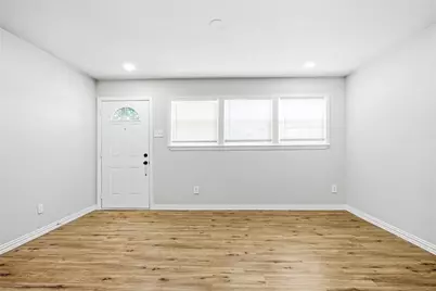 5533 Ramey Avenue, Fort Worth, TX 76112 - Photo 3