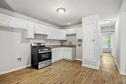 5533 Ramey Avenue, Fort Worth, TX 76112 - Photo 9
