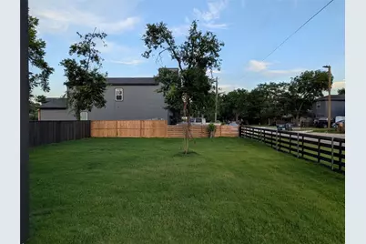 2404 56th Street, Dallas, TX 75241 - Photo 37