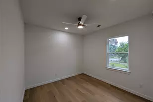 2404 56th St, Dallas, TX 75241 - Photo 21