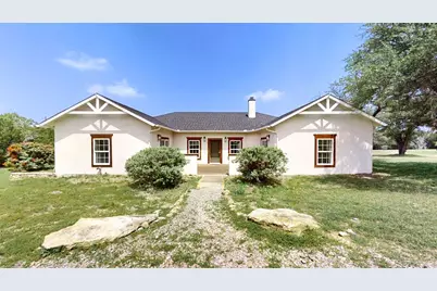 4801 Fireside Court, Granbury, TX 76049 - Photo 3