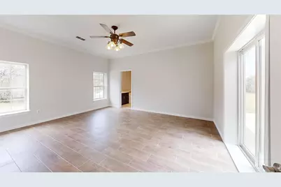 4801 Fireside Court, Granbury, TX 76049 - Photo 11