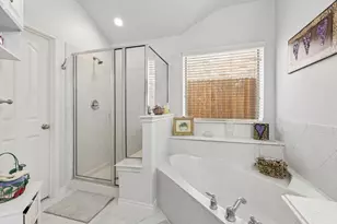 12548 Saratoga Springs Cir, Fort Worth, TX 76244 - Photo 17