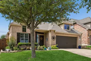 12548 Saratoga Springs Cir, Fort Worth, TX 76244 - Photo 3
