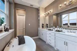 8043 Sunflower Ln, Dallas, TX 75252 - Photo 15