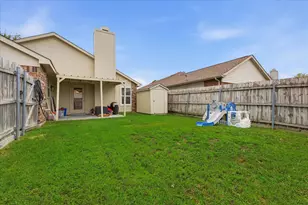 2513 Silver Creek Ct, Garland, TX 75040 - Photo 27