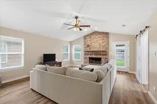 2513 Silver Creek Ct, Garland, TX 75040 - Photo 7