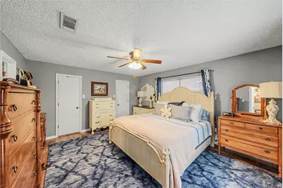 1810 Lakeside Drive, Arlington, TX 76013 - Photo 15