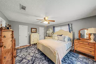 1810 Lakeside Dr, Arlington, TX 76013 - Photo 15
