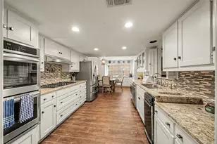 1810 Lakeside Dr, Arlington, TX 76013 - Photo 5