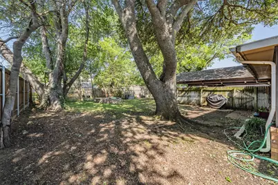 1810 Lakeside Drive, Arlington, TX 76013 - Photo 39