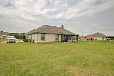 185 Chester Road, Springtown, TX 76082 - Photo 35