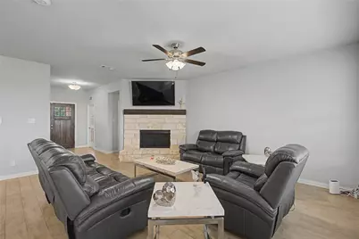185 Chester Road, Springtown, TX 76082 - Photo 13