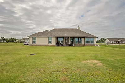 185 Chester Road, Springtown, TX 76082 - Photo 5