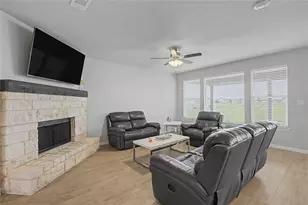 185 Chester Rd, Springtown, TX 76082 - Photo 13