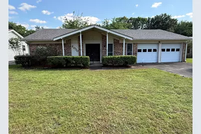 2030 Sycamore Street, Paris, TX 75460 - Photo 1