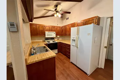 2030 Sycamore Street, Paris, TX 75460 - Photo 7
