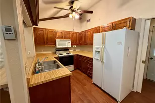 2030 Sycamore St, Paris, TX 75460 - Photo 7