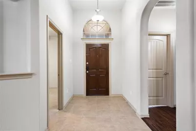 649 Cattlemans Way, Fort Worth, TX 76131 - Photo 5