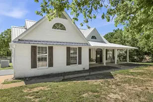2055 Co Rd 1370, Alvord, TX 76225 - Photo 3