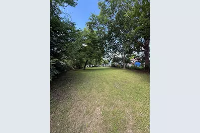 1713 Denver Avenue, Fort Worth, TX 76164 - Photo 3