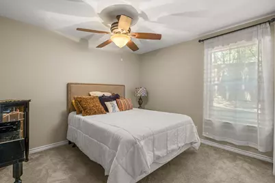 2930 Peninsula Drive, Grapevine, TX 76051 - Photo 25