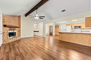 7100 Canterbury Dr, Waco, TX 76712 - Photo 13