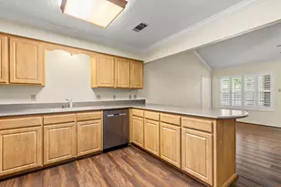 7100 Canterbury Dr, Waco, TX 76712 - Photo 11