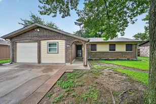 449 Irene St, Burleson, TX 76028 - Photo 1