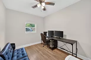 449 Irene St, Burleson, TX 76028 - Photo 25