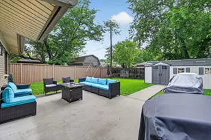 449 Irene St, Burleson, TX 76028 - Photo 27