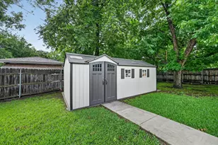 449 Irene St, Burleson, TX 76028 - Photo 29