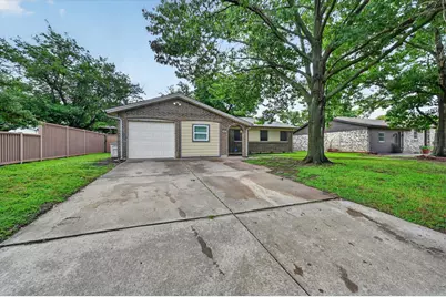 449 Irene Street, Burleson, TX 76028 - Photo 3